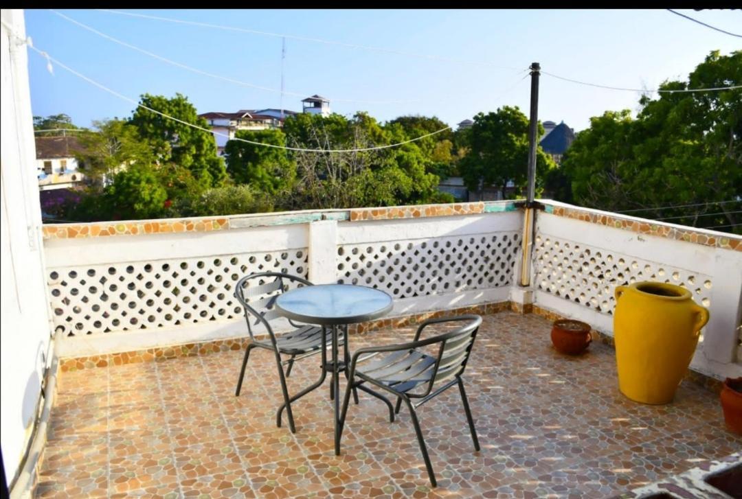 Mavericks Convenient Cozy Loft In Diani'S Cbd Укунда Екстер'єр фото