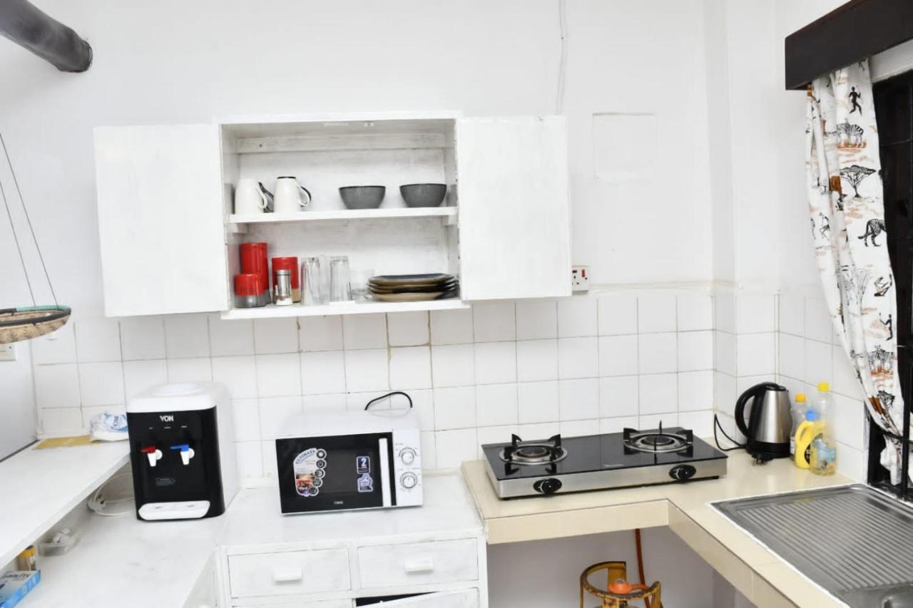 Mavericks Convenient Cozy Loft In Diani'S Cbd Укунда Екстер'єр фото