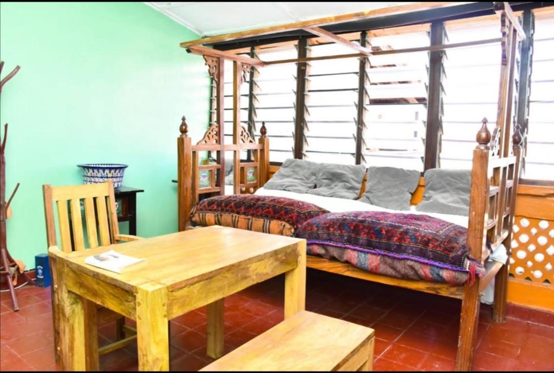 Mavericks Convenient Cozy Loft In Diani'S Cbd Укунда Екстер'єр фото