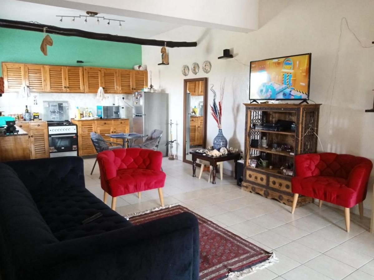 Mavericks Convenient Cozy Loft In Diani'S Cbd Укунда Екстер'єр фото